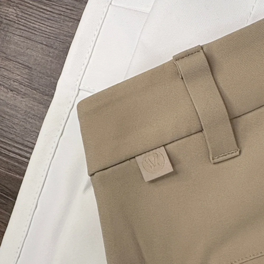 LULULEMON SLIM-FIT TROUSER SIZE 36 WARPSTREME.